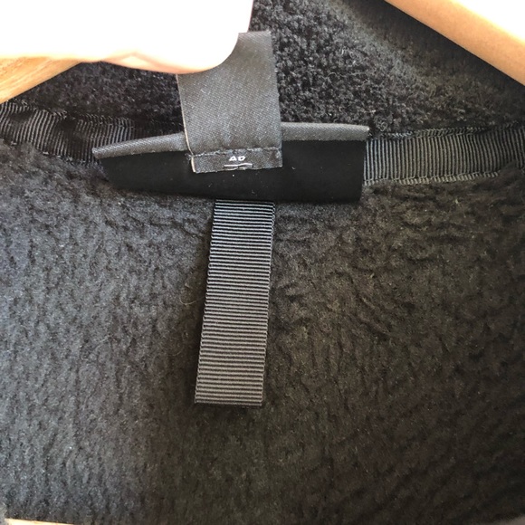 Patagonia Black Women's Re-Tool Snap-T Fleece Pullover - Picture 8 of 15